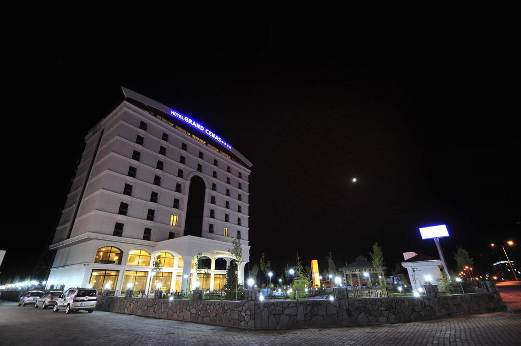 Grand Cenas Hotel Агри Екстер'єр фото